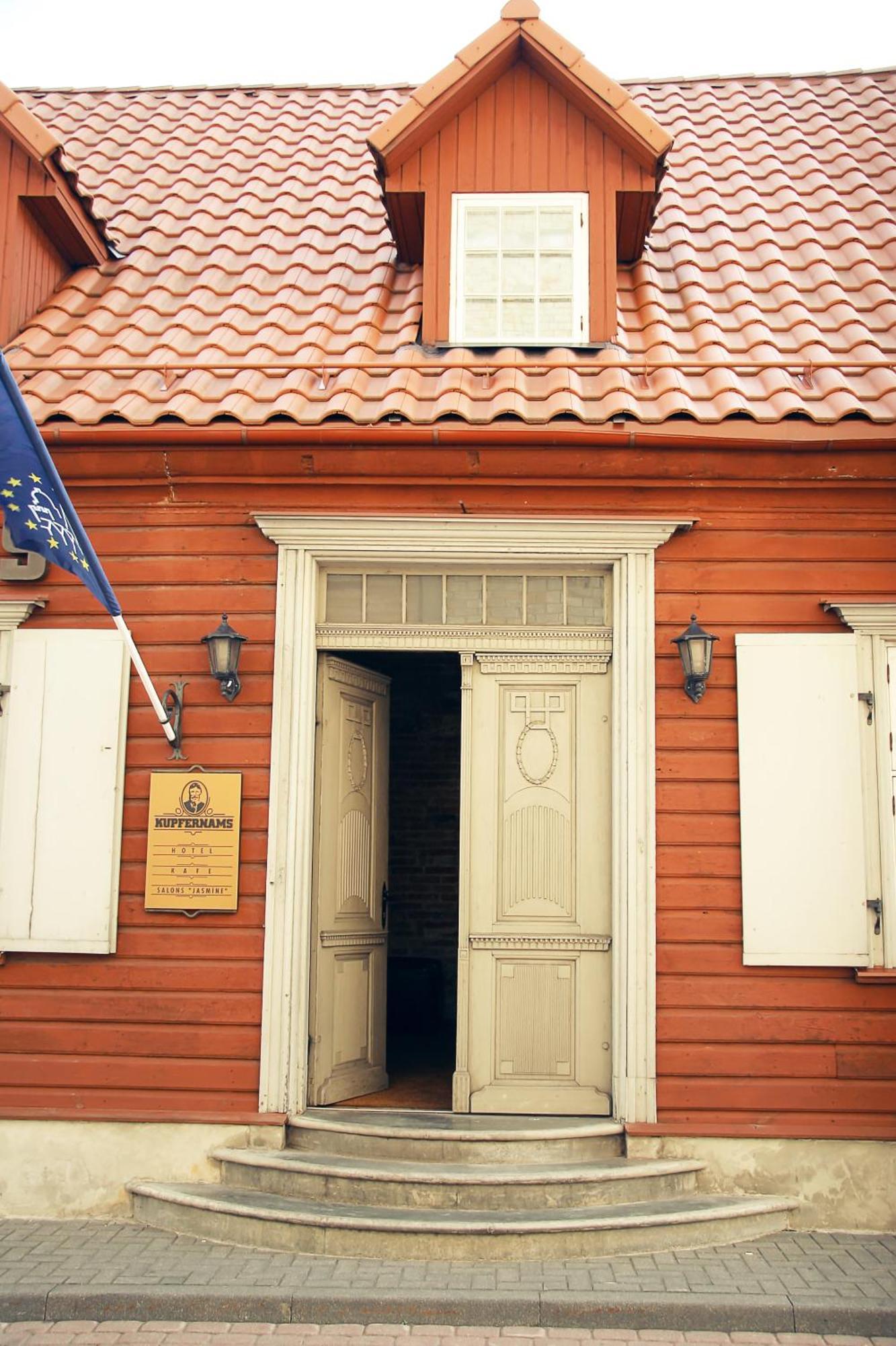 Kupfernams Hotel Ventspils Eksteriør billede